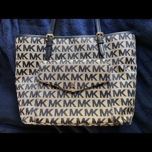 Michael Kors MK Signature Tote Grey Navy EUC